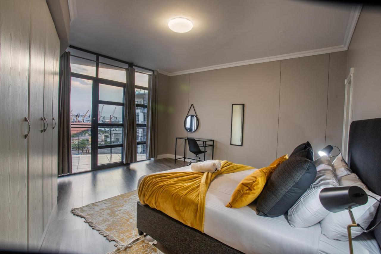 At The Point - Copper Cove Apartment